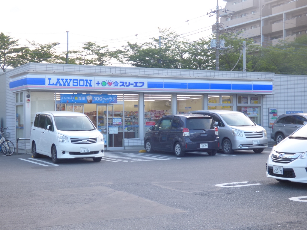 コンビニ　ローソン・スリーエフ 川口朝日四丁目店（コンビニ）まで420m