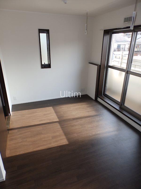 居室・リビング　※別棟のお部屋の写真です