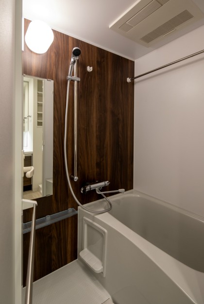 バス・シャワールーム