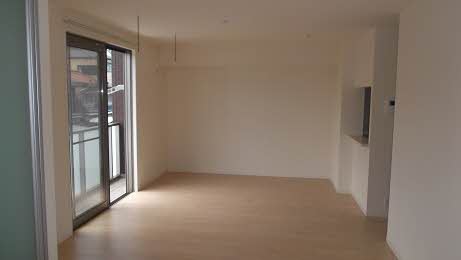 居室・リビング　同物件、別号室の写真です。