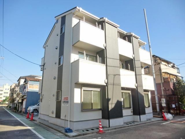 建物外観　安心のオートロック