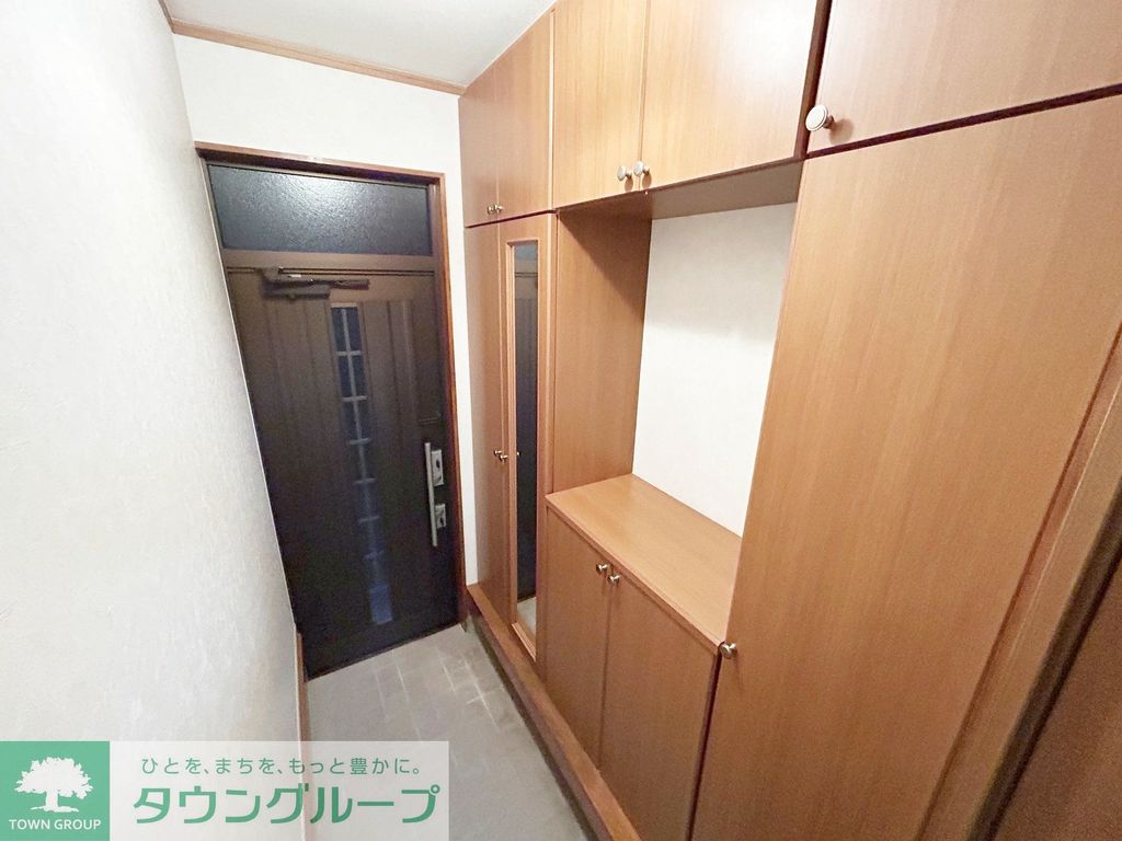 玄関　お問合せはタウンハウジングまで！※現地待合わせ相談可能