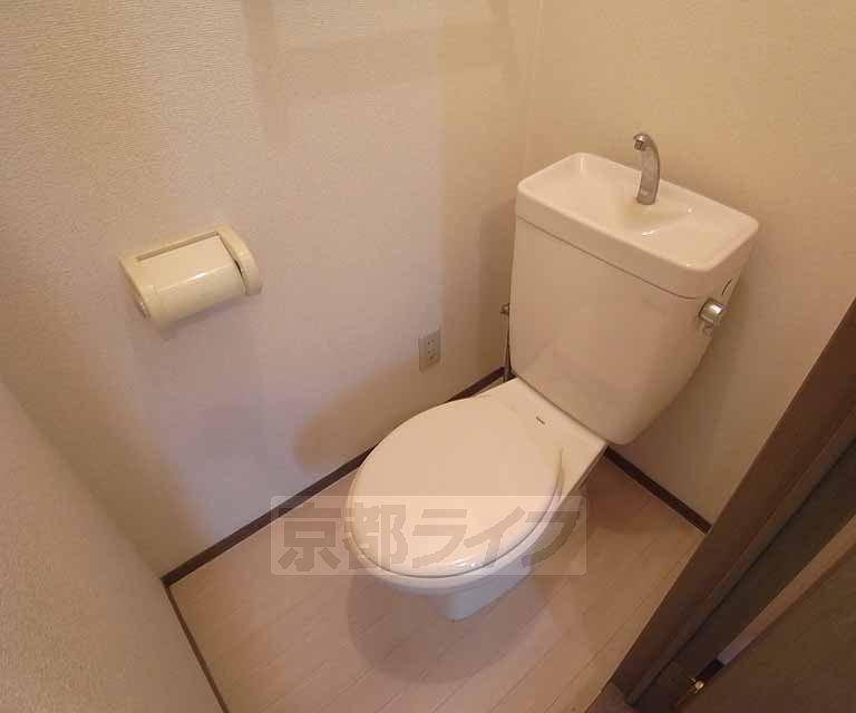 トイレ　すっきりとしたトイレです。