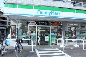コンビニ　ファミリーマート 市川新田店（コンビニ）まで341m