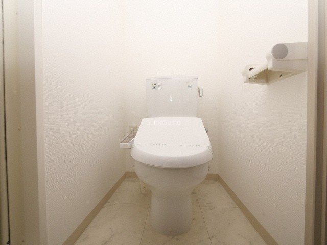 トイレ　シンプルで使いやすいトイレです