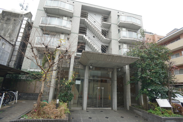 建物外観　オートロック付分譲マンション☆商店街近くて買い物便利♪