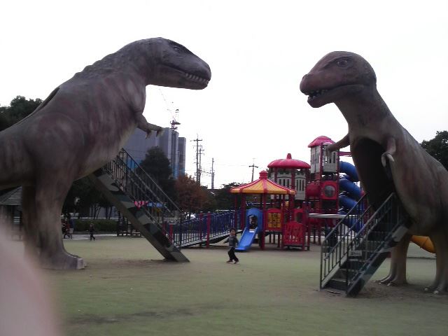 公園　芝生公園（公園）まで380m