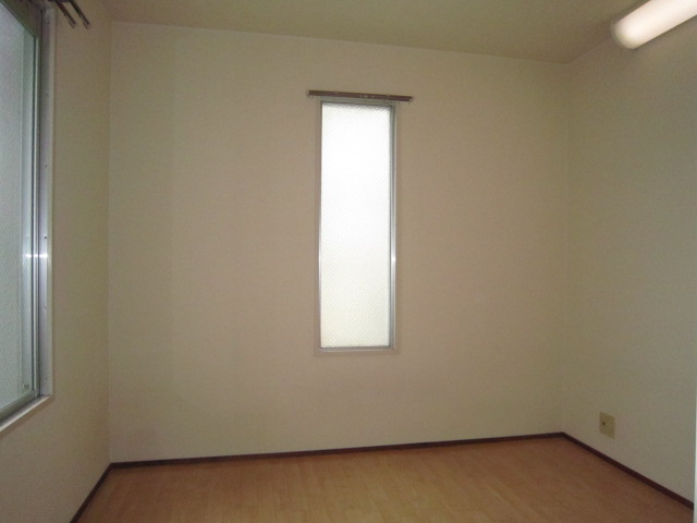 その他部屋・スペース　この写真は同マンションの他のお部屋のものです