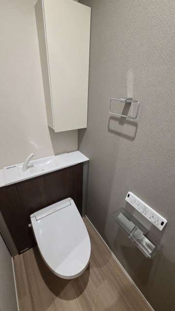 WING TOWA MAISONのトイレ写真