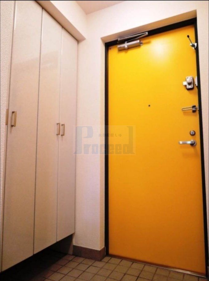 玄関　※別部屋参考写真※現況優先です