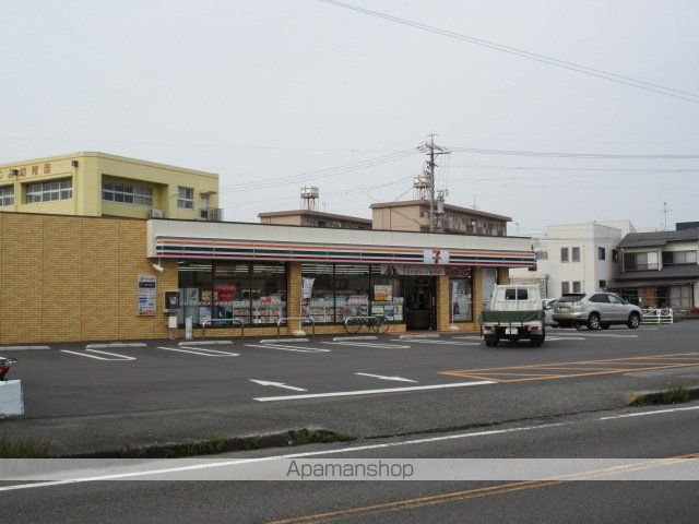 コンビニ　セブンイレブン（コンビニ）まで500m