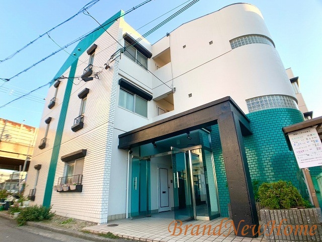 堺市堺区松屋大和川通のマンションの建物外観
