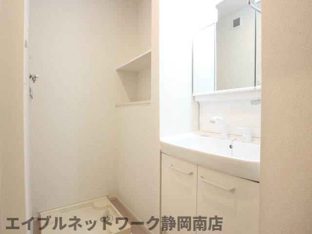 洗面設備　洗面所です