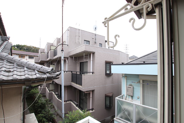 【横浜市保土ケ谷区仏向町のアパートの眺望】