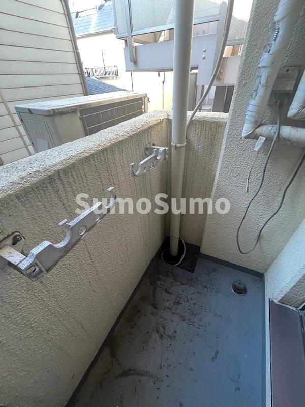 バルコニー　お洗濯にも便利なバルコニー付き