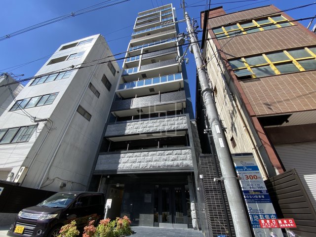 【プレサンス松屋町ヴェルデスの建物外観】