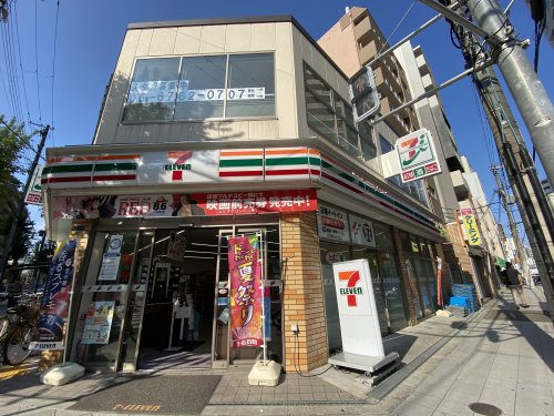 【プレサンス松屋町ヴェルデスのコンビニ】