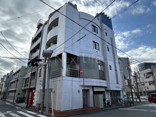 川崎市川崎区大島のマンションの建物外観