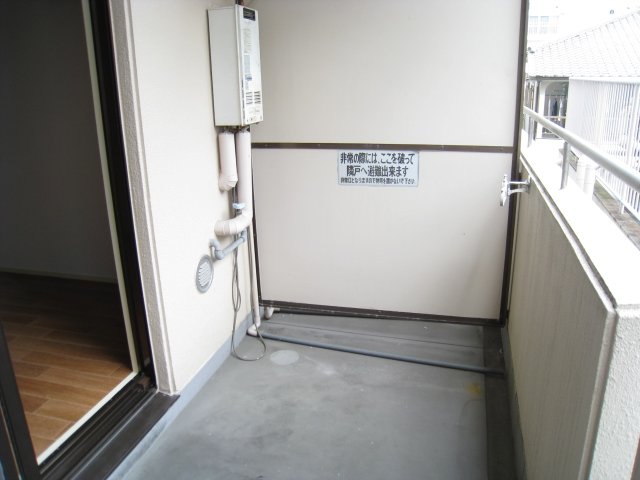 バルコニー　同物件別室です。