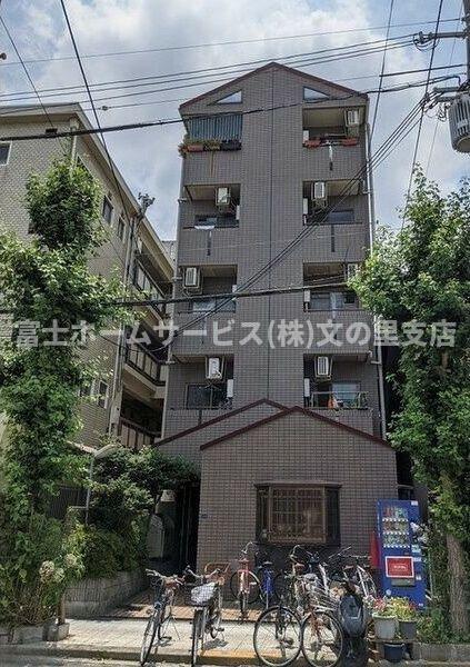 大阪市東住吉区西今川のマンションの建物外観