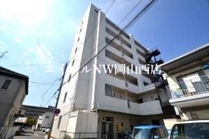 岡山市南区並木町のマンションの建物外観