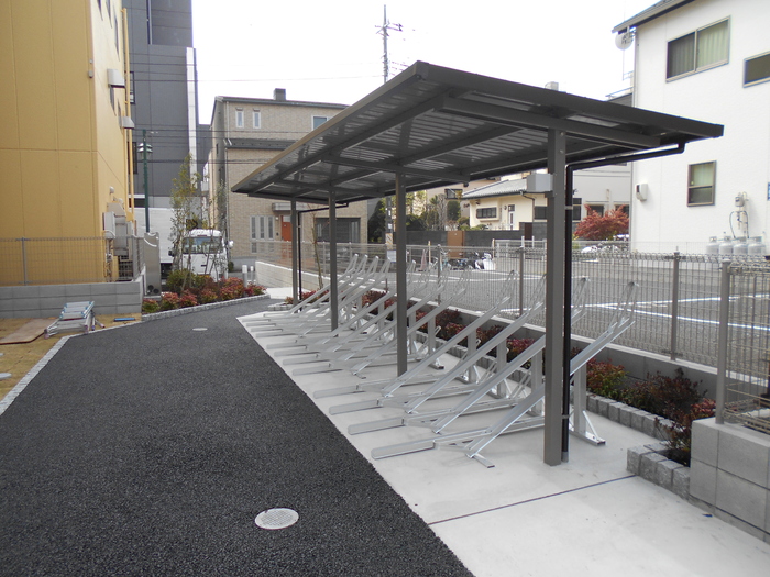 東武伊勢崎・大師線 草加駅 徒歩5分 3階建 築6年の外観写真