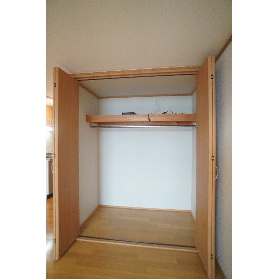 収納　洋室の収納