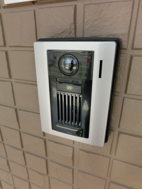 セキュリティ　防犯ＴＶモニター付きのドアホン。