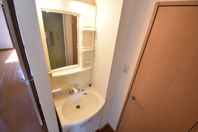 洗面設備　リビングタウン上並榎