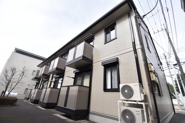 建物外観　リビングタウン上並榎