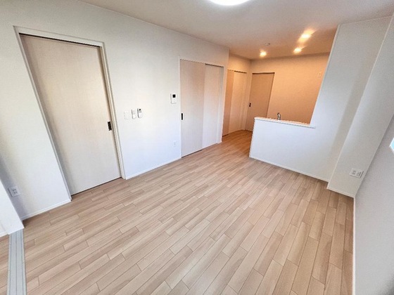 居室・リビング　※掲載写真は同マンション別部屋参考写真となります。