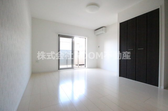 居室・リビング　使いやすい居間です