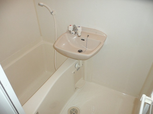 バス・シャワールーム　バス