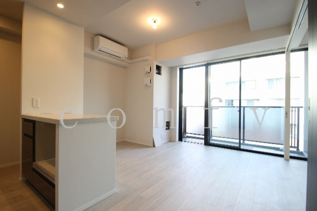 居室・リビング　８．６帖のリビング