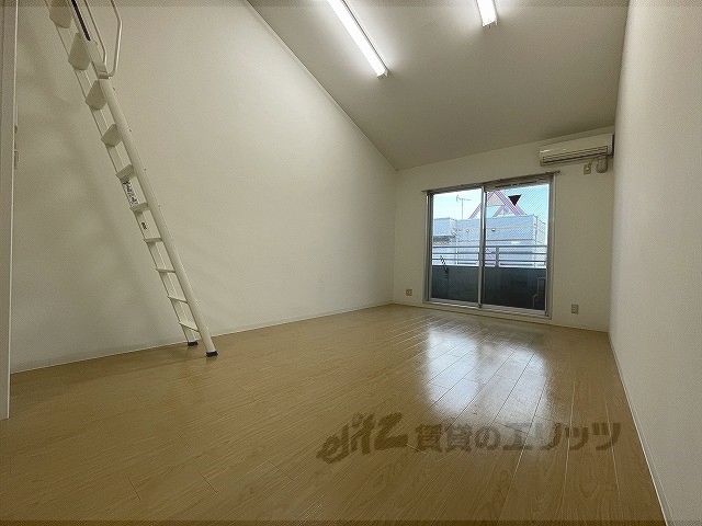 居室・リビング　居室