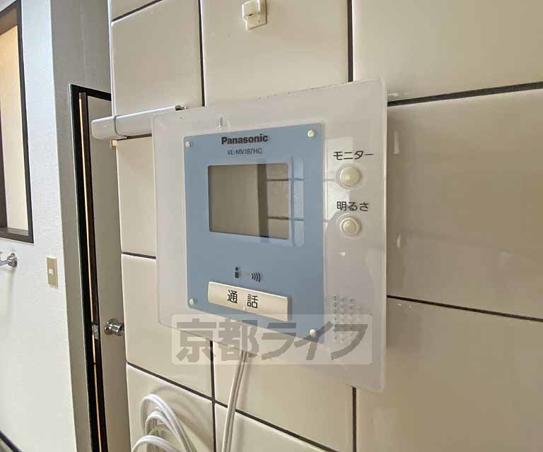 セキュリティ　モニターで来客確認できるので安心です。