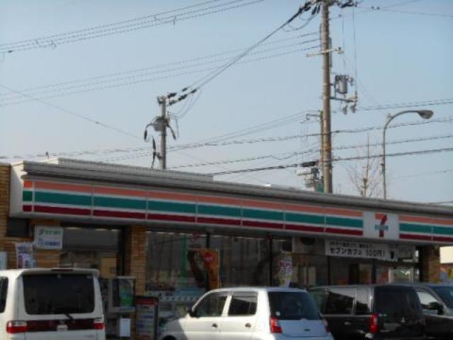 コンビニ　セブンイレブン和歌山パームシティ前店（コンビニ）まで447m