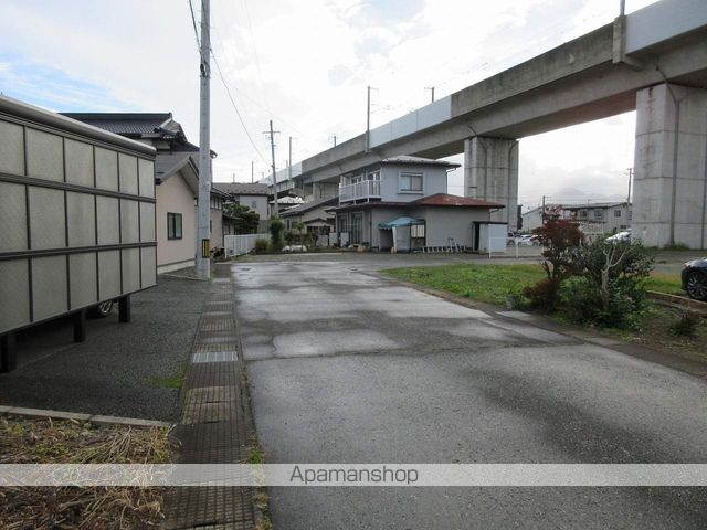 その他　周辺道路（その他）まで0m