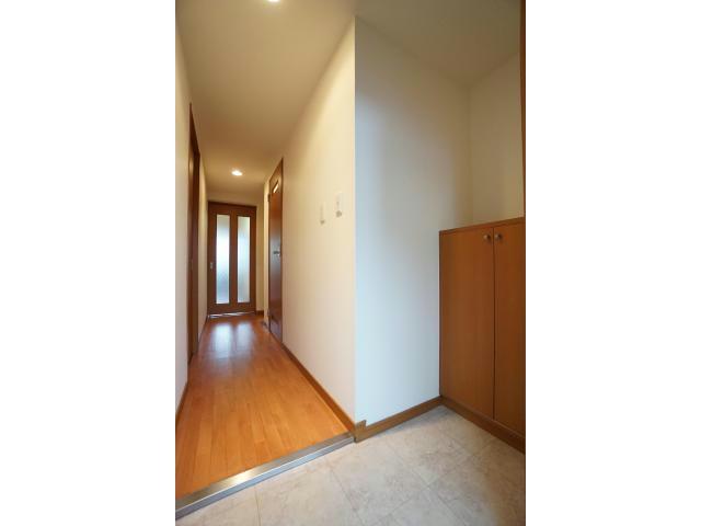 玄関　シューズボックス付