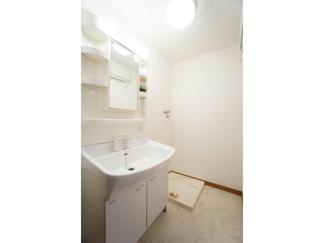 洗面設備　独立洗面台