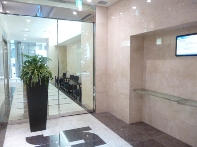 エントランス　エントランス