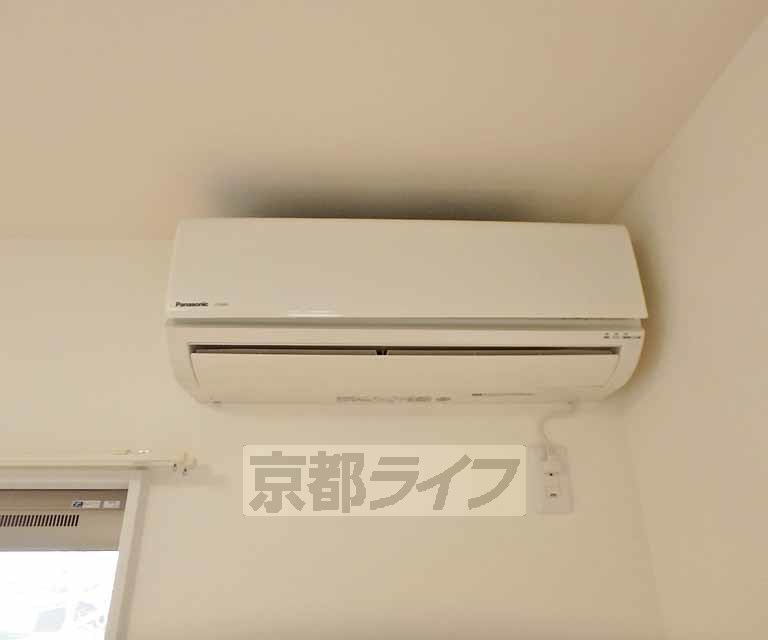 その他設備　真夏と真冬のお部屋を快適にしてくれます