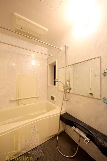 バス・シャワールーム　リーガル靭公園南