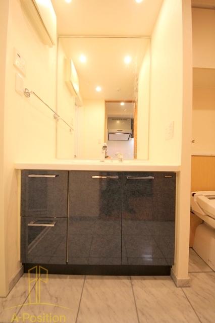 洗面設備　リーガル靭公園南