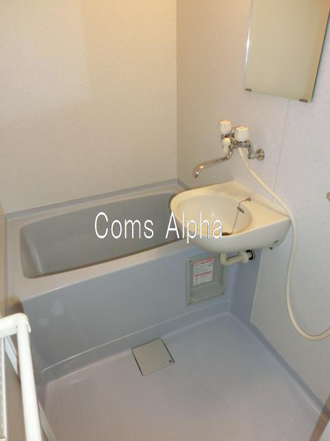 バス・シャワールーム　ルセアンチェリーヒル　浴室