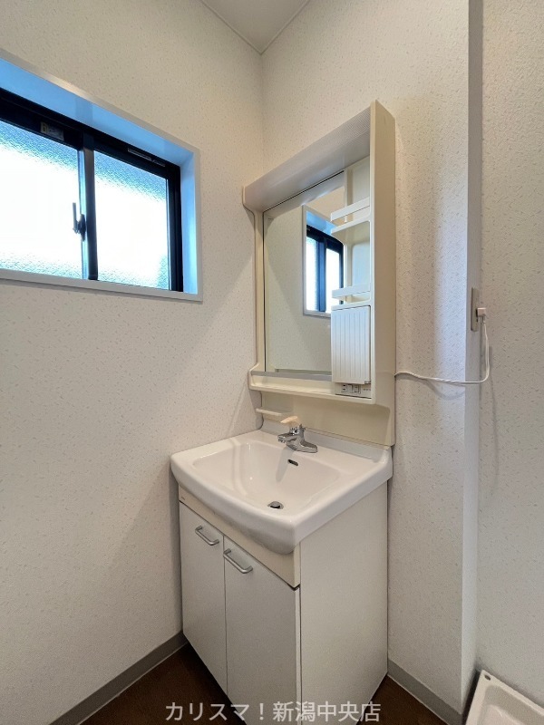 洗面設備　※別部屋参考写真