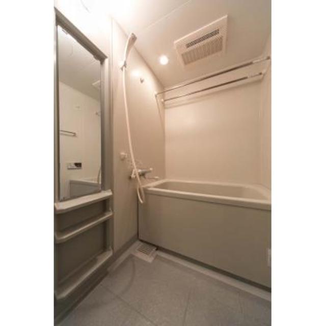 バス・シャワールーム　※写真は同タイプ住戸です。