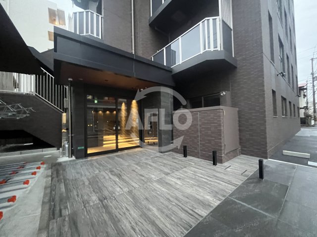 エントランス　ダイワシティー新大阪　エントランス