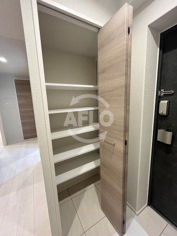 玄関　ダイワシティー新大阪　玄関