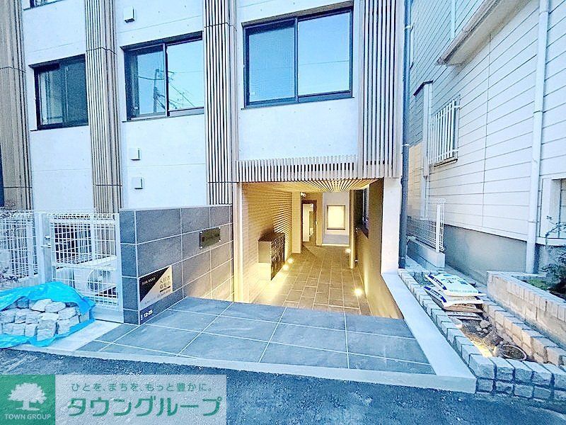 エントランス　部屋探しは株式会社　タウンハウジング　までお気軽にお問合せ…